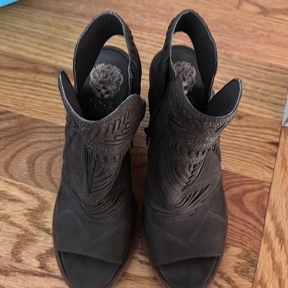 Vince Camuto